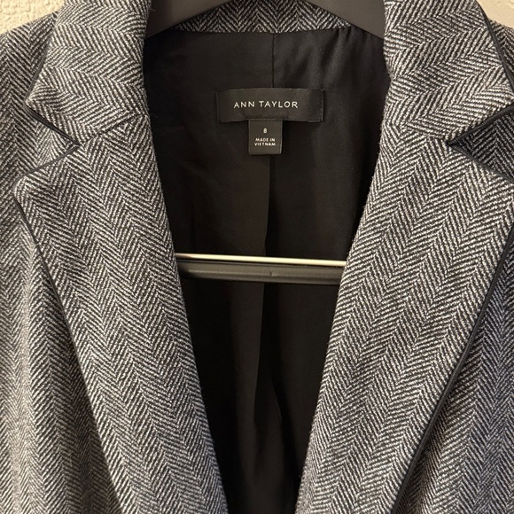 Ann Taylor Herringbone Blazer in Black and Grey - Picture 3 of 4